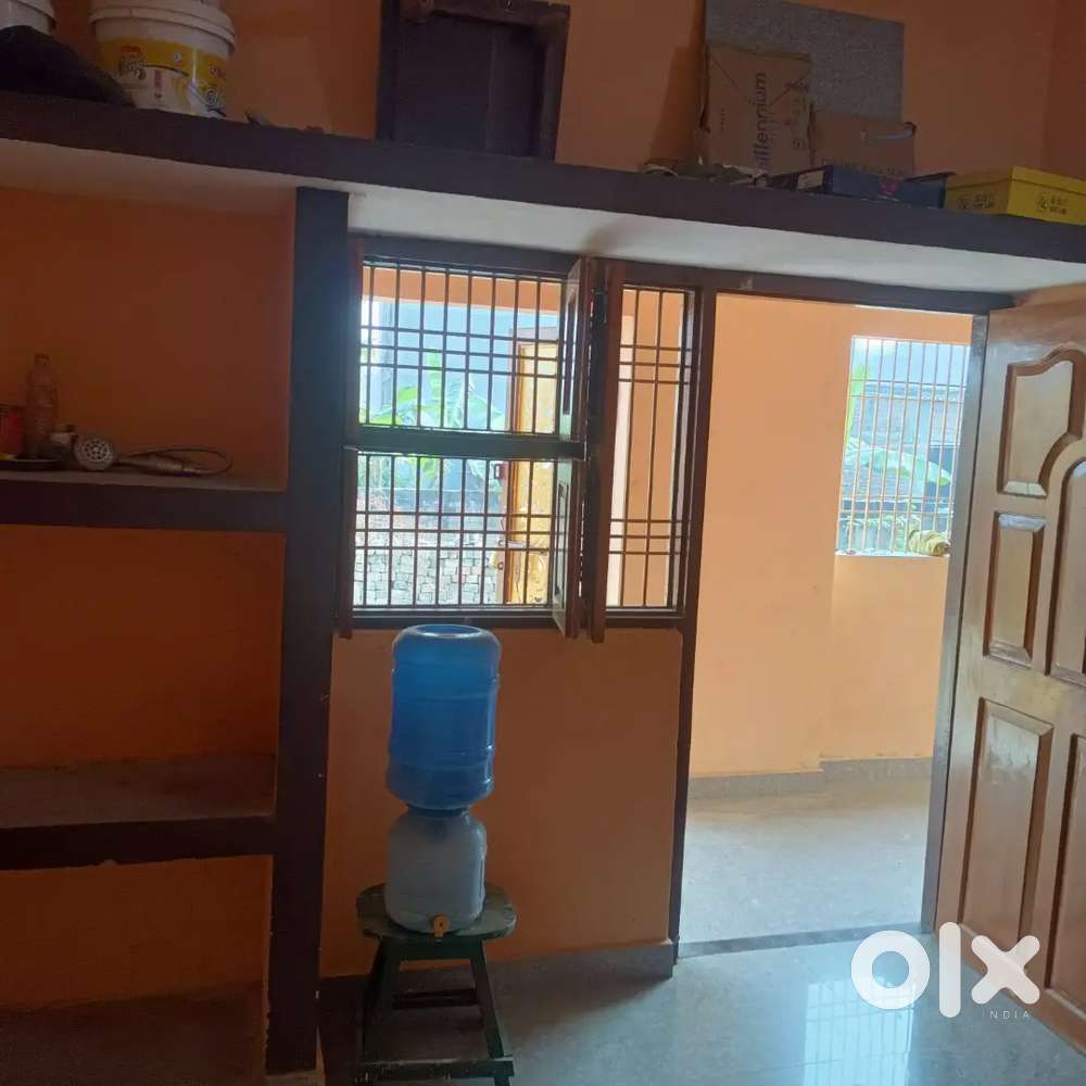 1Room with bathroom and 1RK is available for rent