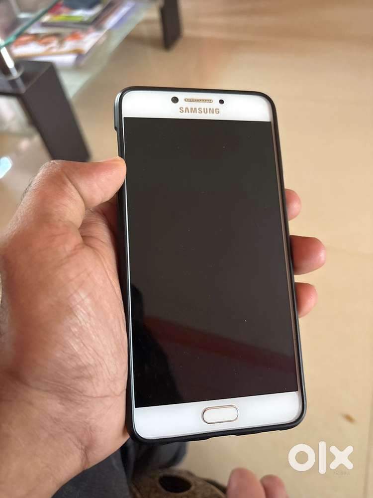 Samsung  galaxy c7 pro