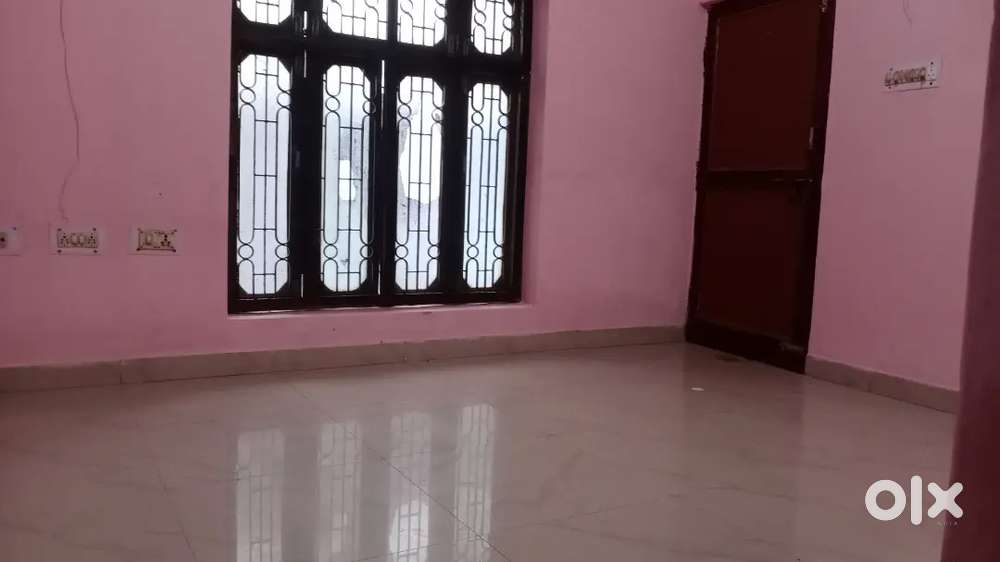 केवल दो कमरा एक बाथरूम किराया 5000