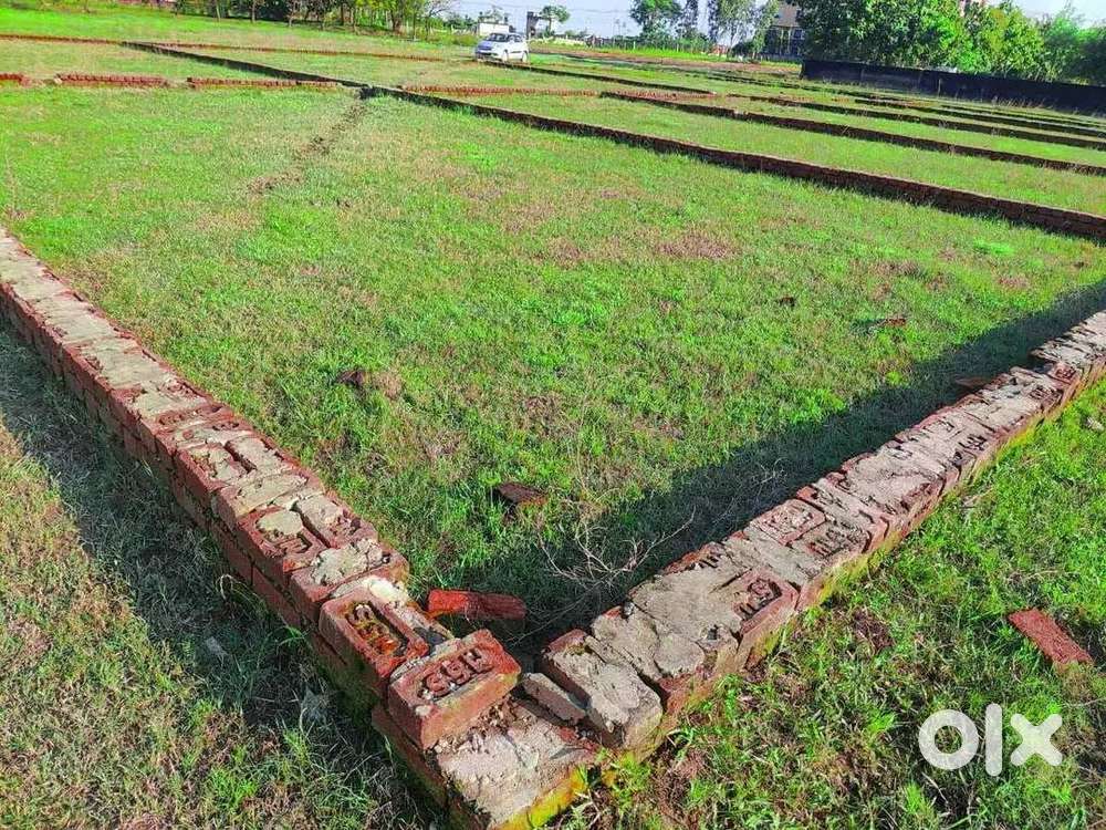 गोरखपुर देवरिया बाईपास पर जीडी गोयंका स्कूल से नजदीक सबसे बेहतरीन साईट