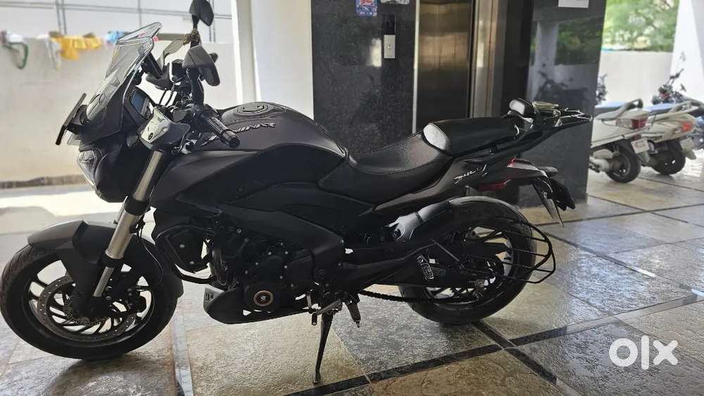 BAJAJ DOMINAR 400 (2022)
