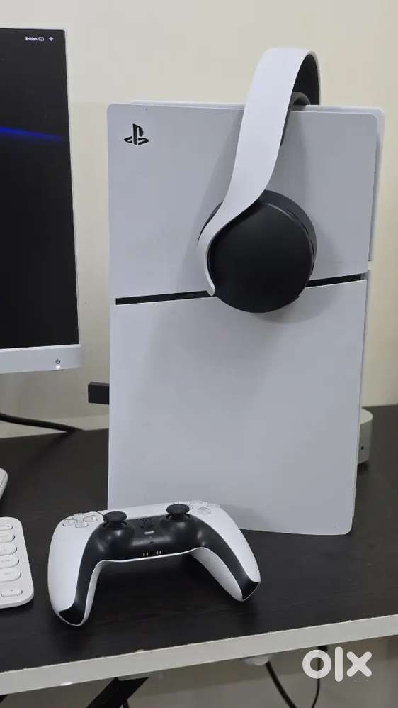 Ps5 slim digital with pulse 3d headset