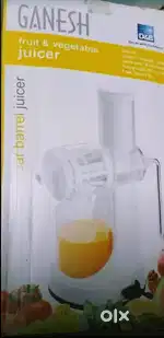 FRUIT AND VEGETABLE JUICER