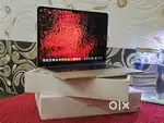 Apple Macbook Air  2025  M3 8GB 256GB SSD 13inch Notch Display