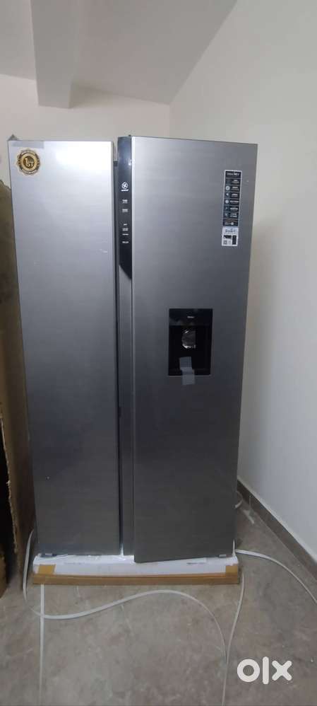 Haier box piece 596L 2door fridge. 60,000 only original price 65,000