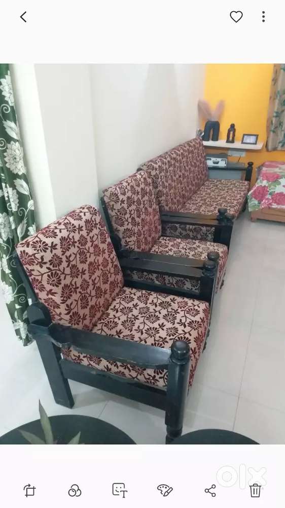 Sell the sofa & dinning table