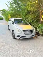 Toyota Innova 2012