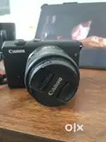 Canon M200
