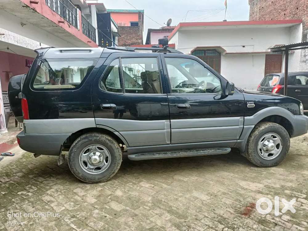 Tata Safari 2012