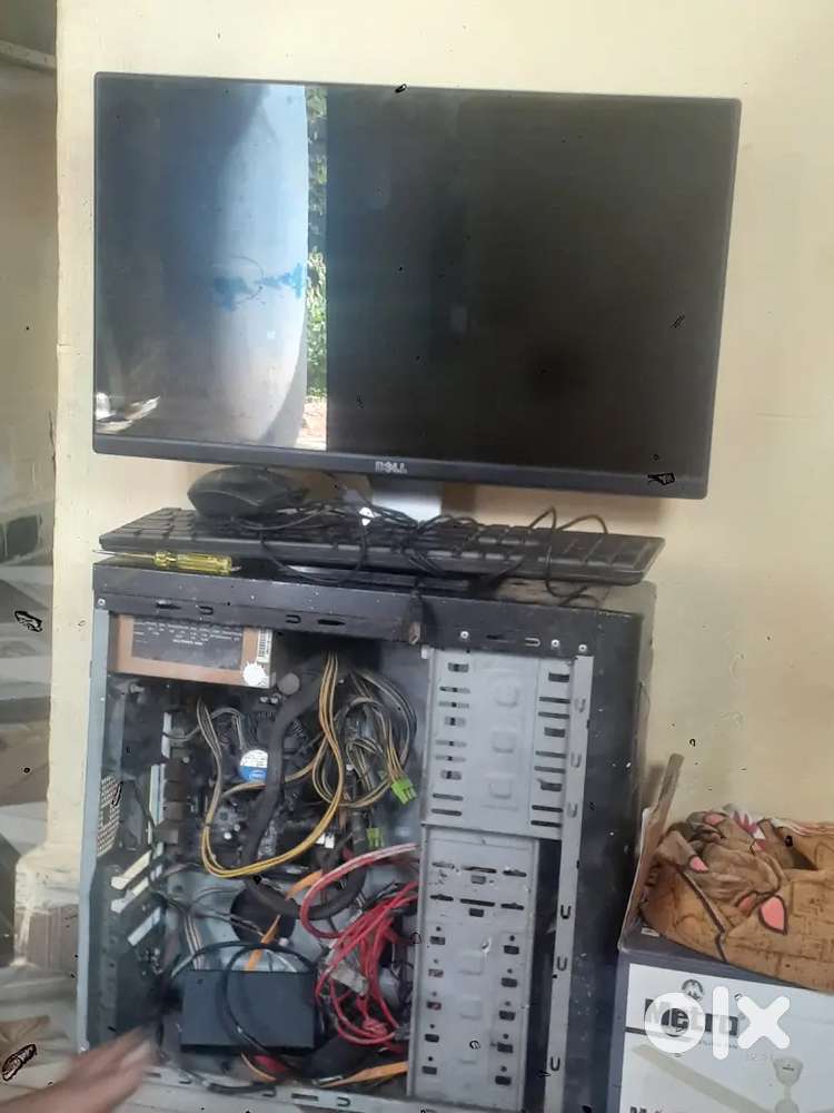 i7 2000k 24inch monitor mouse keyboard