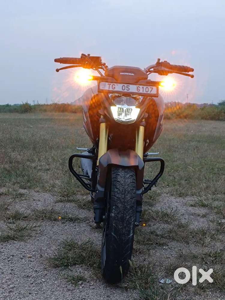 HONDA HORNET 2.0