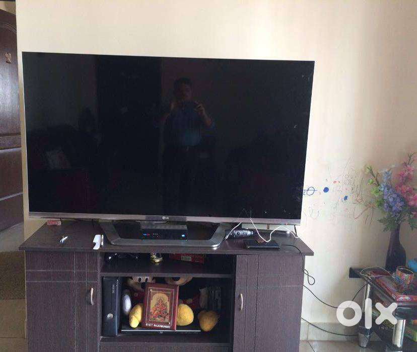 Wifi Smart Android Few months 50 Sony 4k TV equipped with HDMI n USB