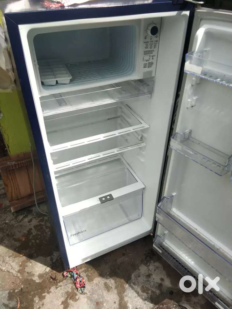 Voltas Fridge