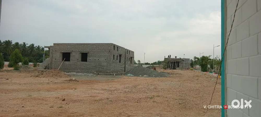 வீடு மற்றும் வீட்டு மனைகள் விற்பனைக்கு