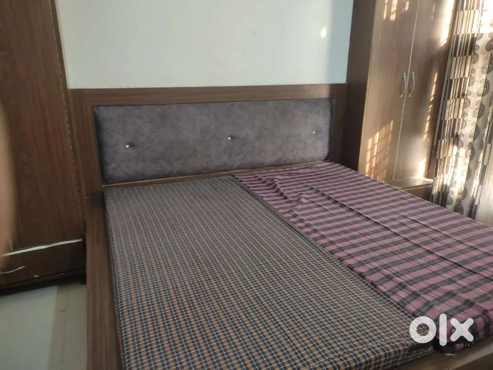 2bhk flat indepndt furnishd near shivalik city nd gillco kharar