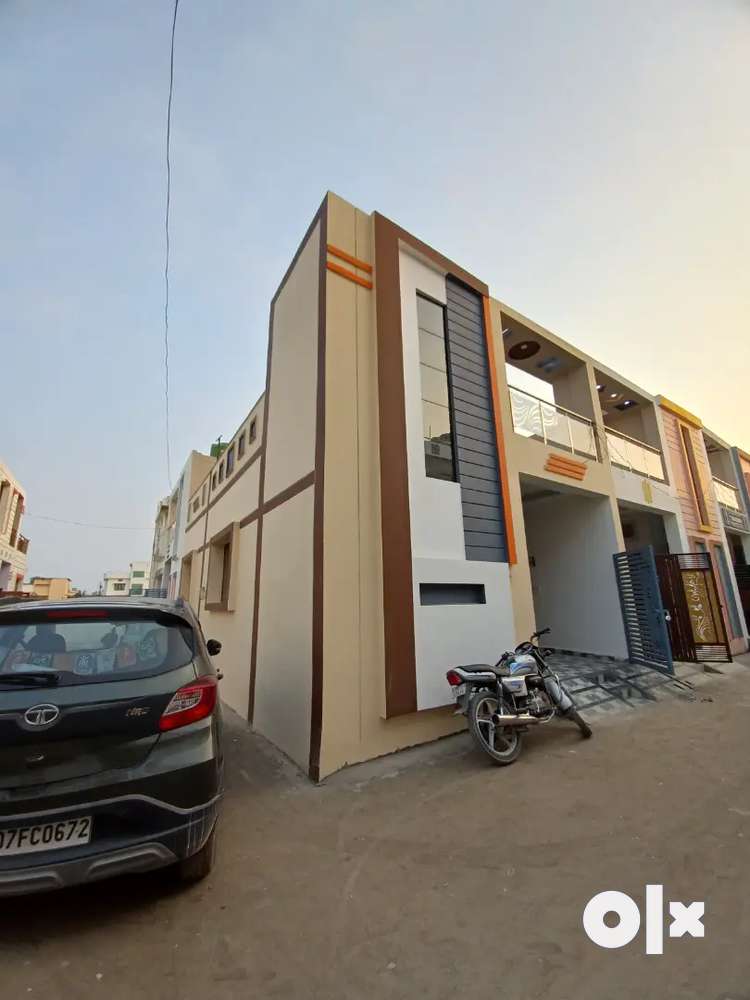 2bhk Double Side open independent house 80 sqyrd 20 ft road