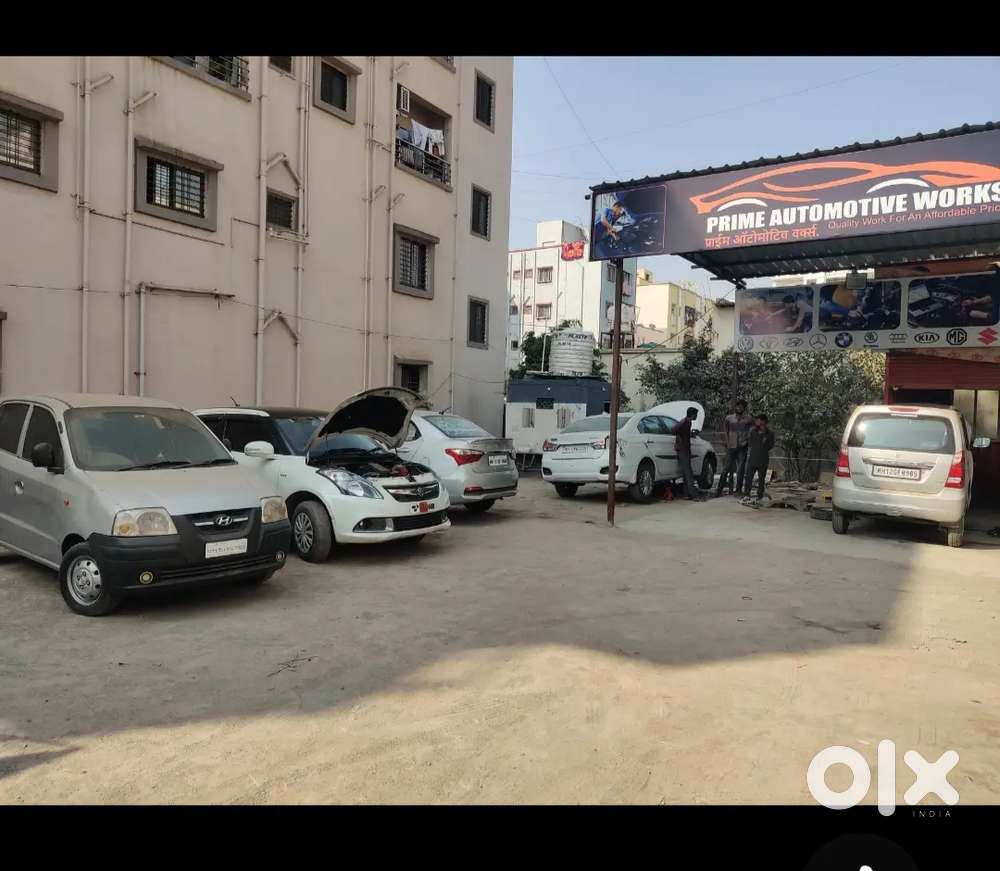 Experienced car mechanic for garage wotk