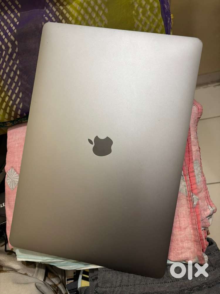 Macbook Pro 16 inch 2019 model