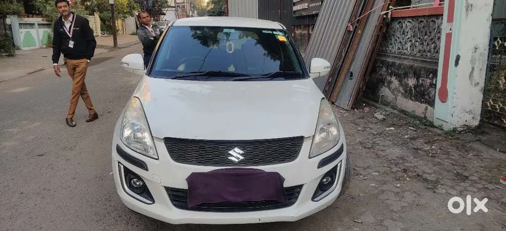 Maruti Suzuki Swift 2017 Petrol 90000 Km Driven
