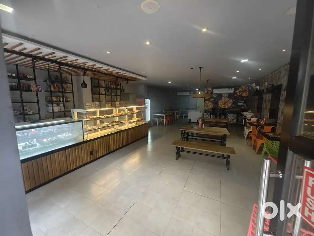 CAKE HOUSE BAKERY