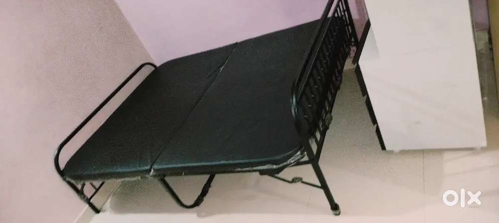 Honeytouch Folding Queen Metal Bed With Mattress