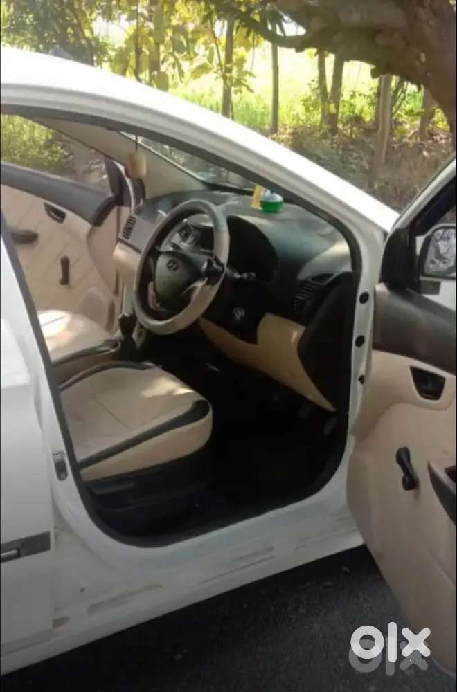 Hyundai EON 2013 Petrol 50000 Km Driven