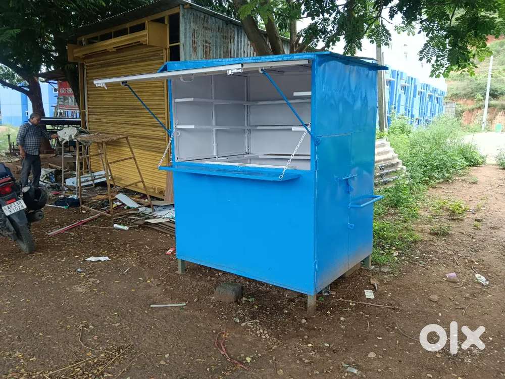 Mobile accessories shop