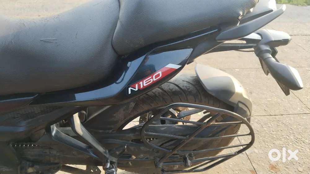Bajaj pulser N160