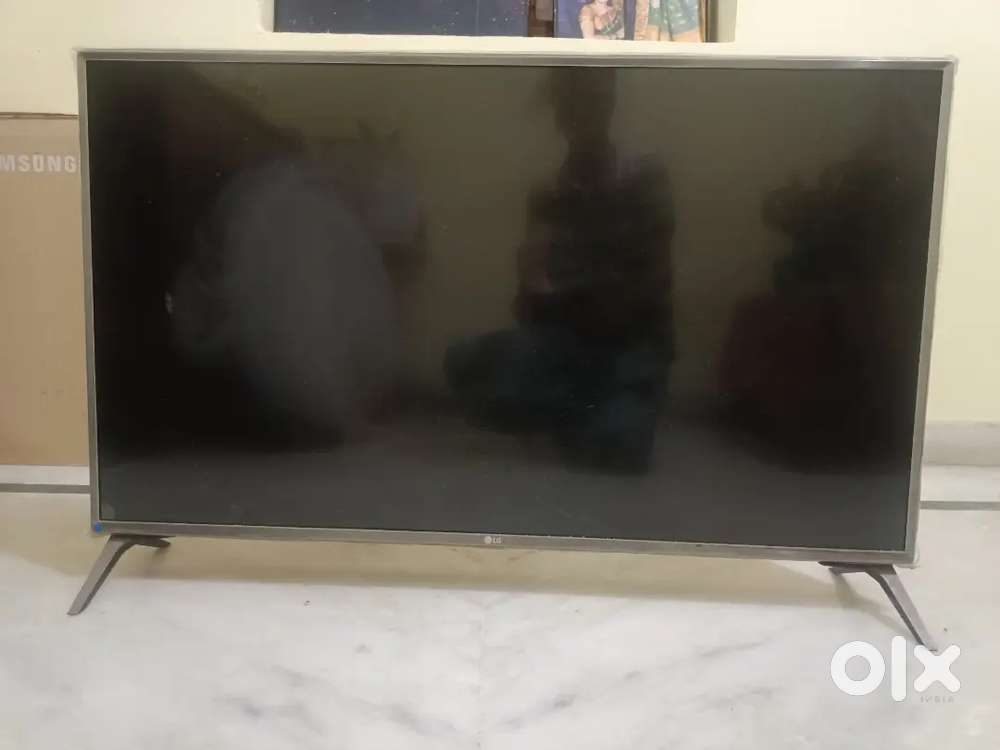 LG 43 inch 4k smart TV display and motherboard not working 2017 model