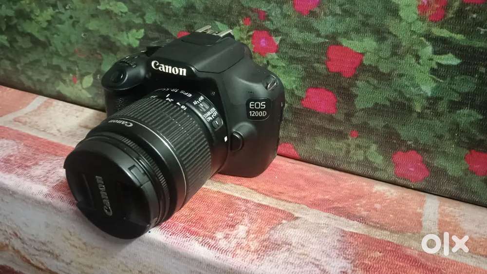 Canon EOS1200D