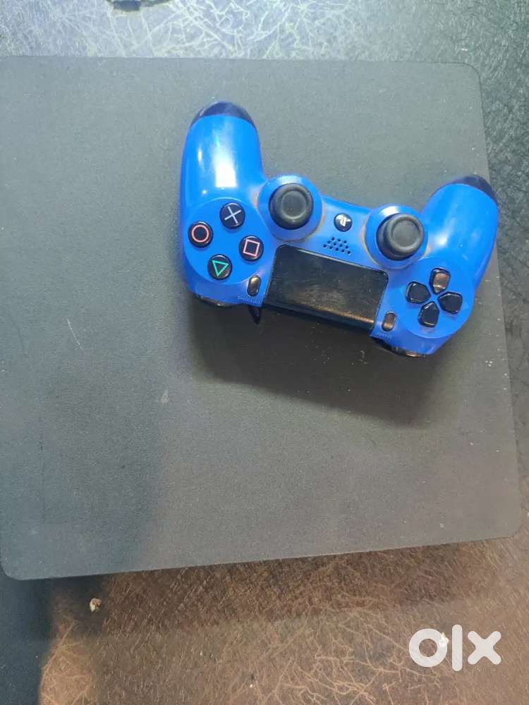 Ps4 slim not used much sealed with one controller