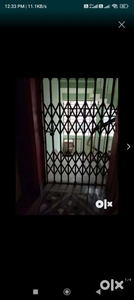 Room rent available at Hakimpara location