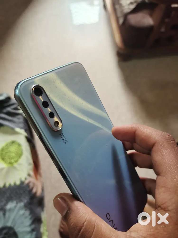 Vivo phone s1