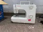 SINGER 8280 SEWING MACHINE