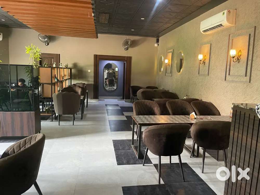 Restaurant for Sale / Lease