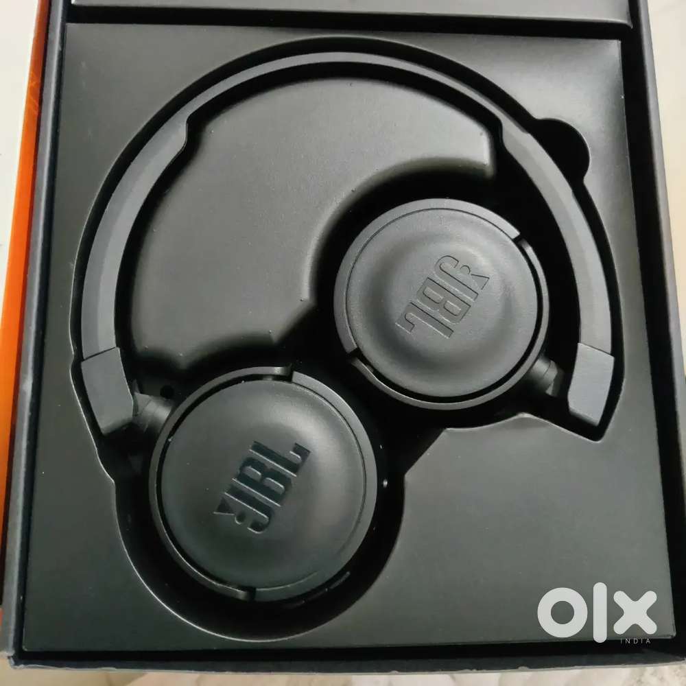 Wireless Bluetooth Headphones