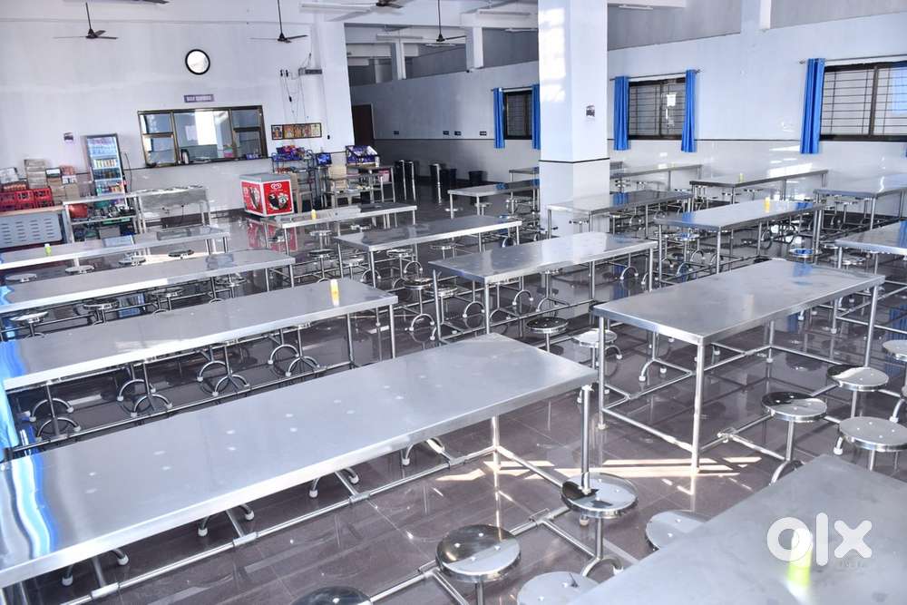 Urgently required staff for hostel mess