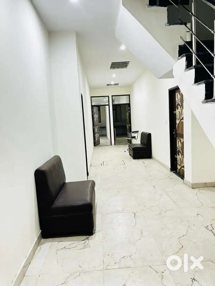 PG FOR BOYS GIRLS 1RK 1BHK  ROOM  ZIRAPKUR MOHALI