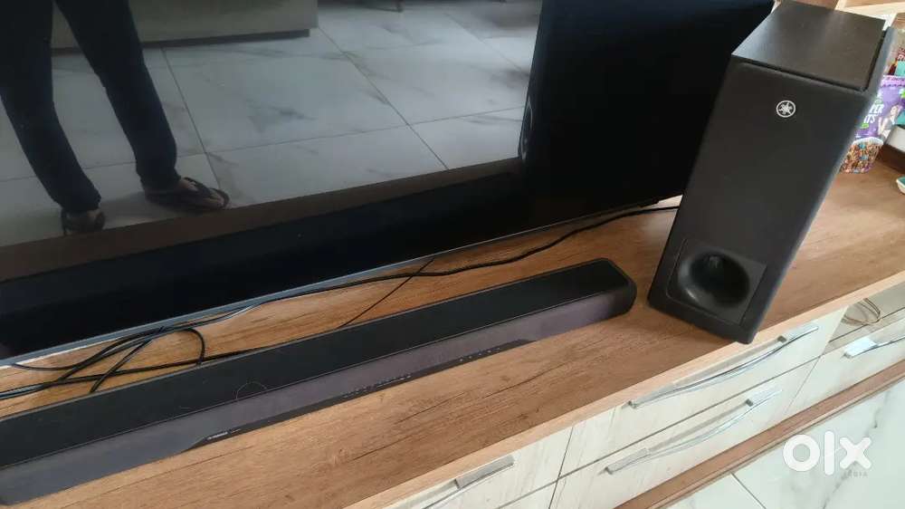 Yamaha YAS -207 soundbar