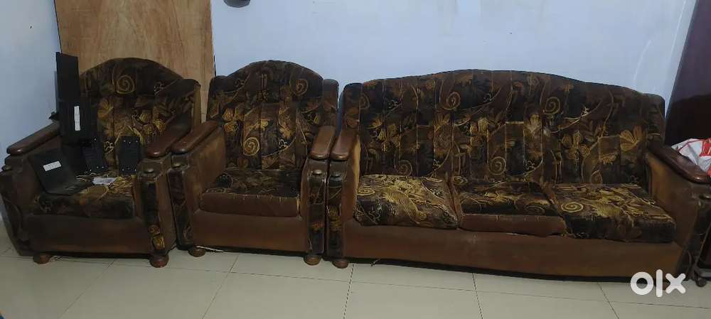 Want sell my sofa