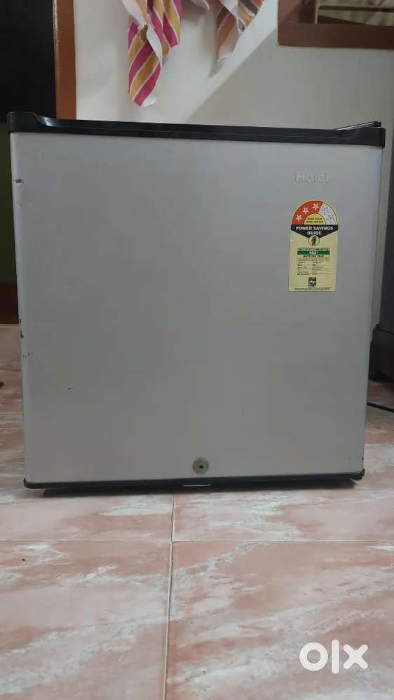 Haier-Mini fridge