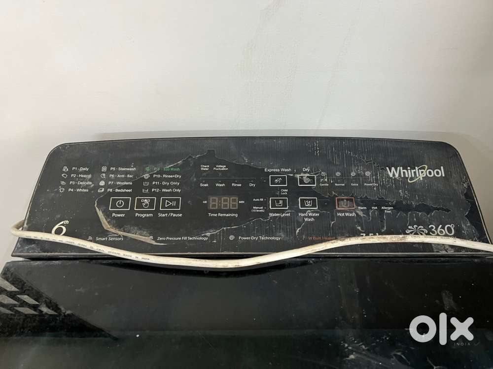 Whirlpool 360° Bloomwash Pro fully automatic top-load washing machin