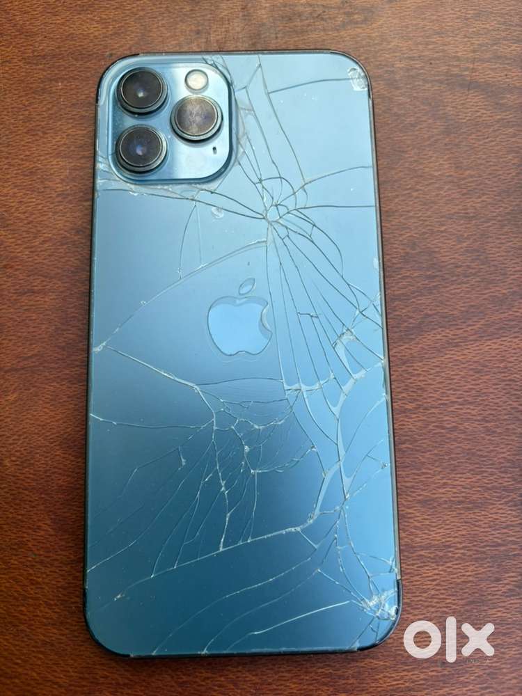 Iphone 12 pro max 256GB broken back and display