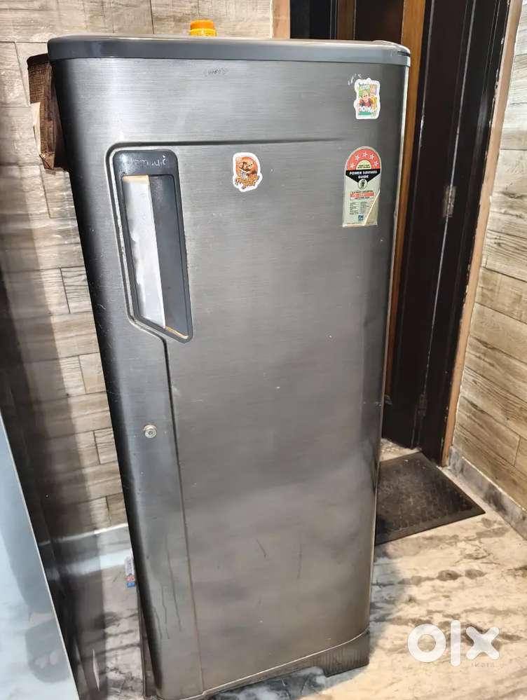 This is a Whirlpool 215 L 5 Star Direct-Cool Single Door Refrigerator