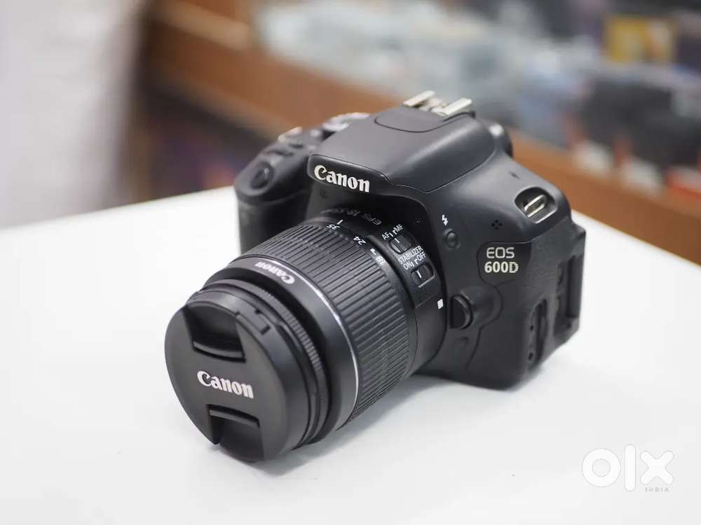 Canon eos 600d with 18-55mm lense