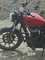 Fully loaded Meteor 350 with touring accessories, just like new