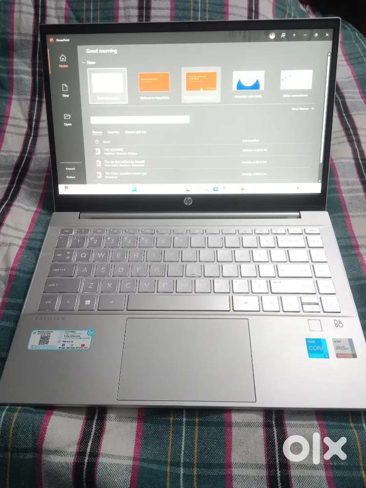 Hp laptop.