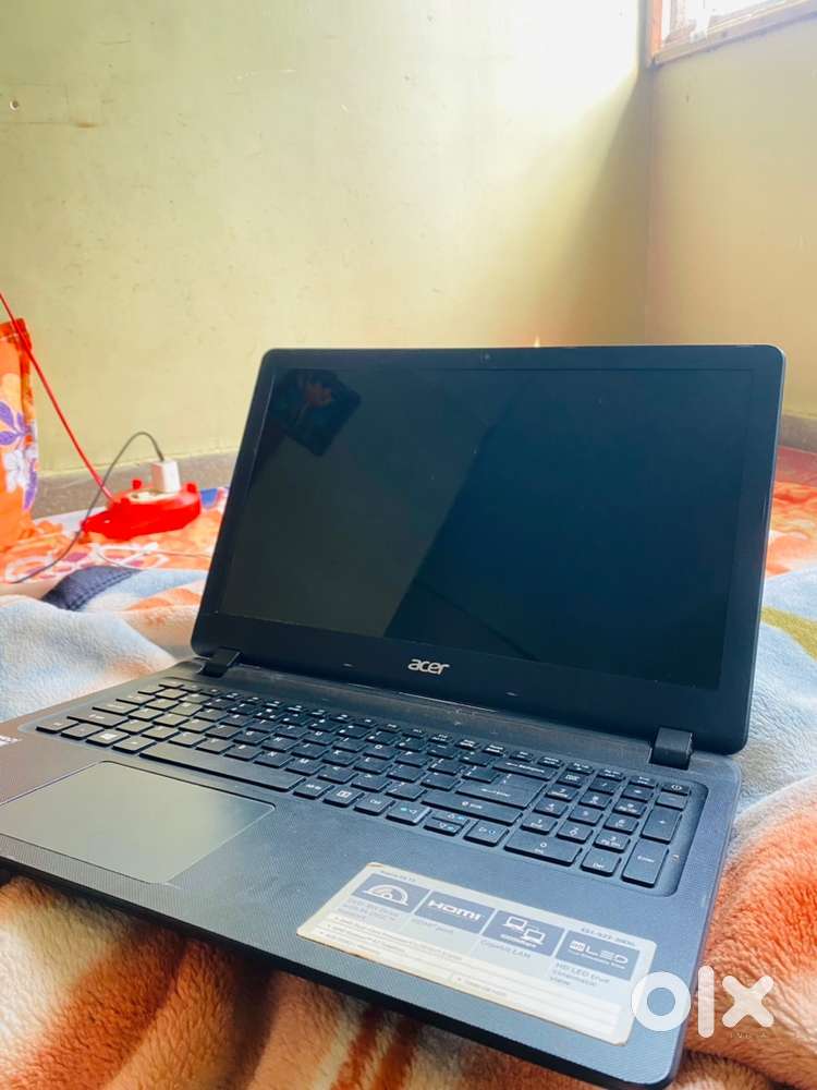 Acer Laptop - AMD E1  4GB RAM  1TB HDD  Windows 10 Pro  8,999 Only