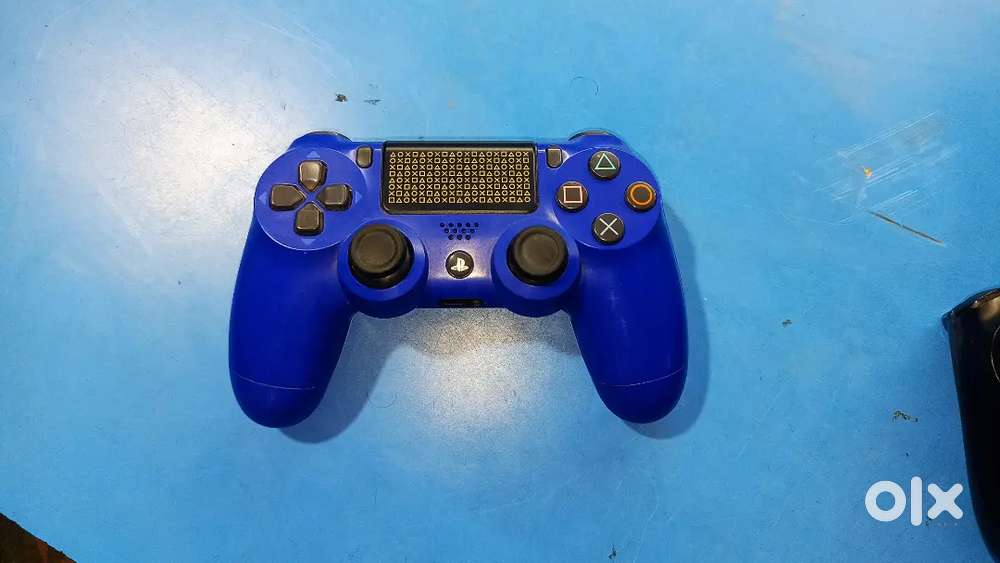 PS4 playstation 4 og joystick available
