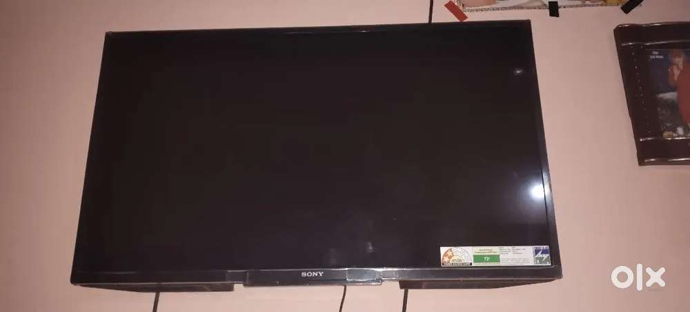 Sony Bravia 32inches tv